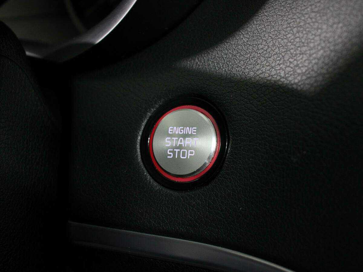 Kia Stinger с пробегом — 2019 год. Фото: #17