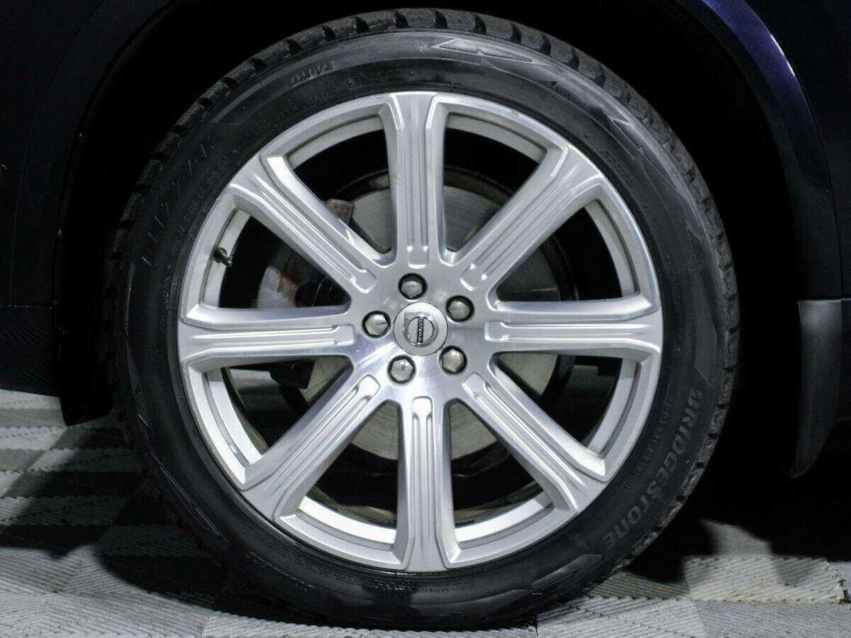 Volvo XC90 с пробегом — 2015 год. Фото: #18