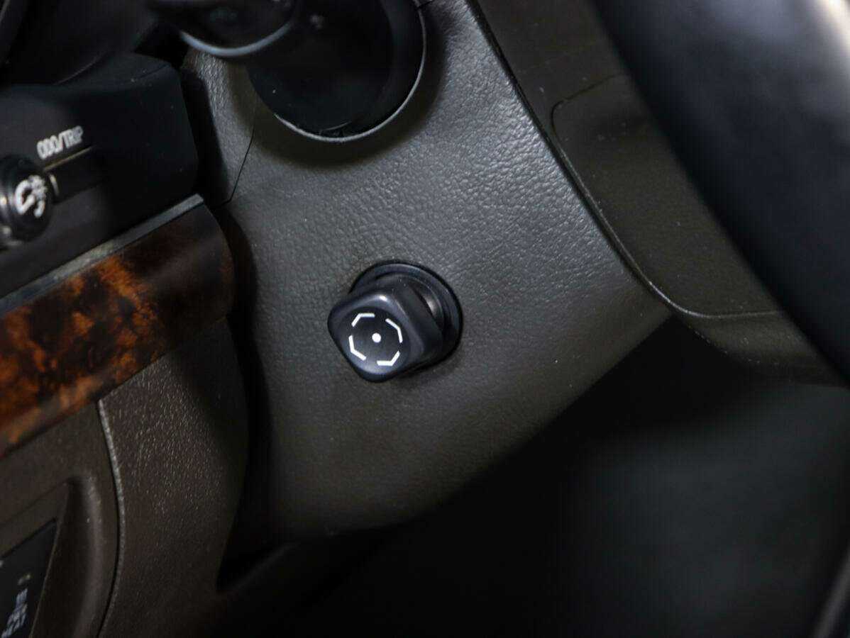 Toyota Land Cruiser с пробегом — 2008 год. Фото: #18