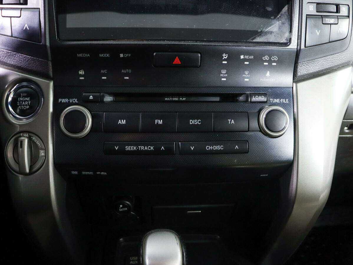 Toyota Land Cruiser с пробегом — 2008 год. Фото: #19