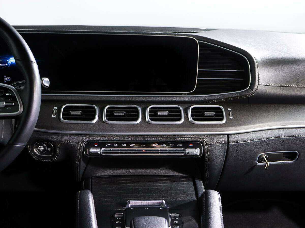 Mercedes-Benz GLE с пробегом — 2020 год. Фото: #11