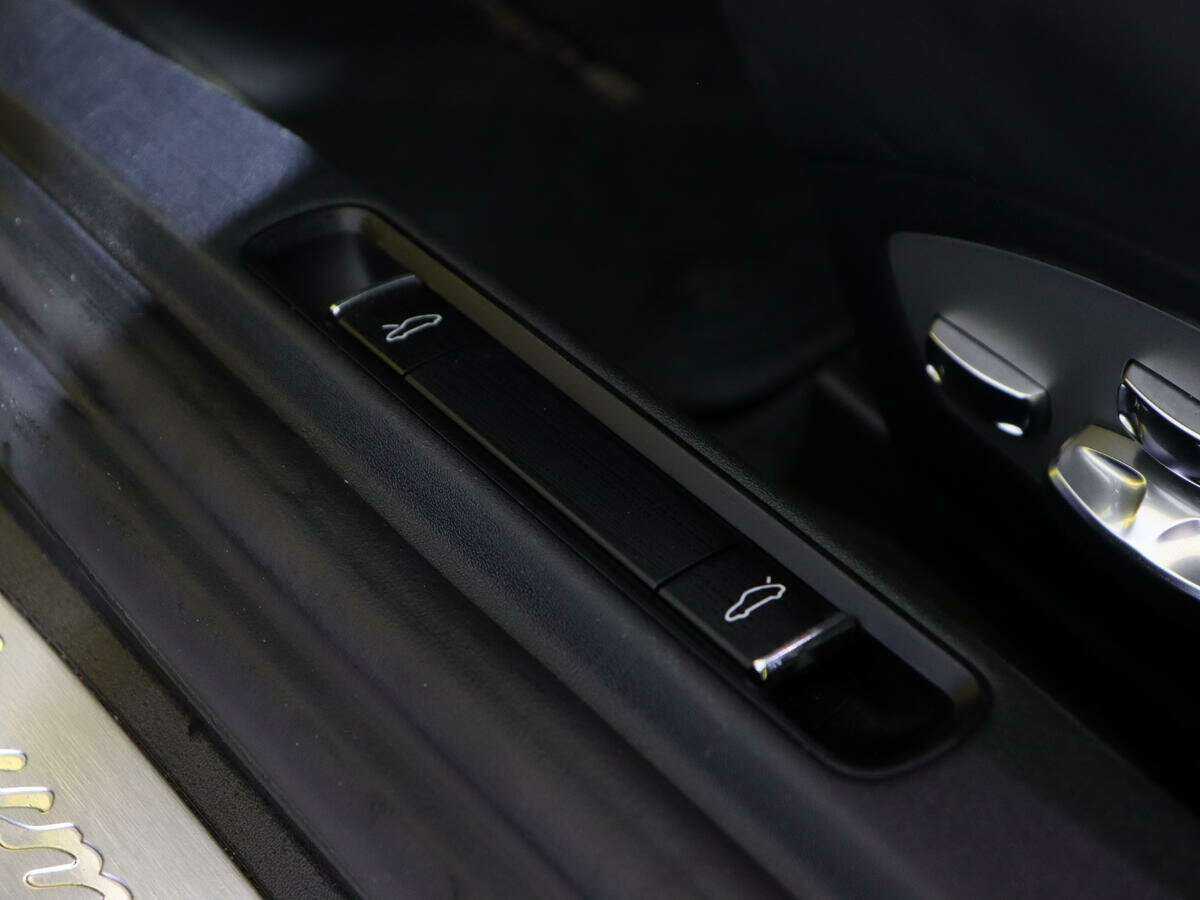 Porsche Cayman с пробегом — 2020 год. Фото: #22