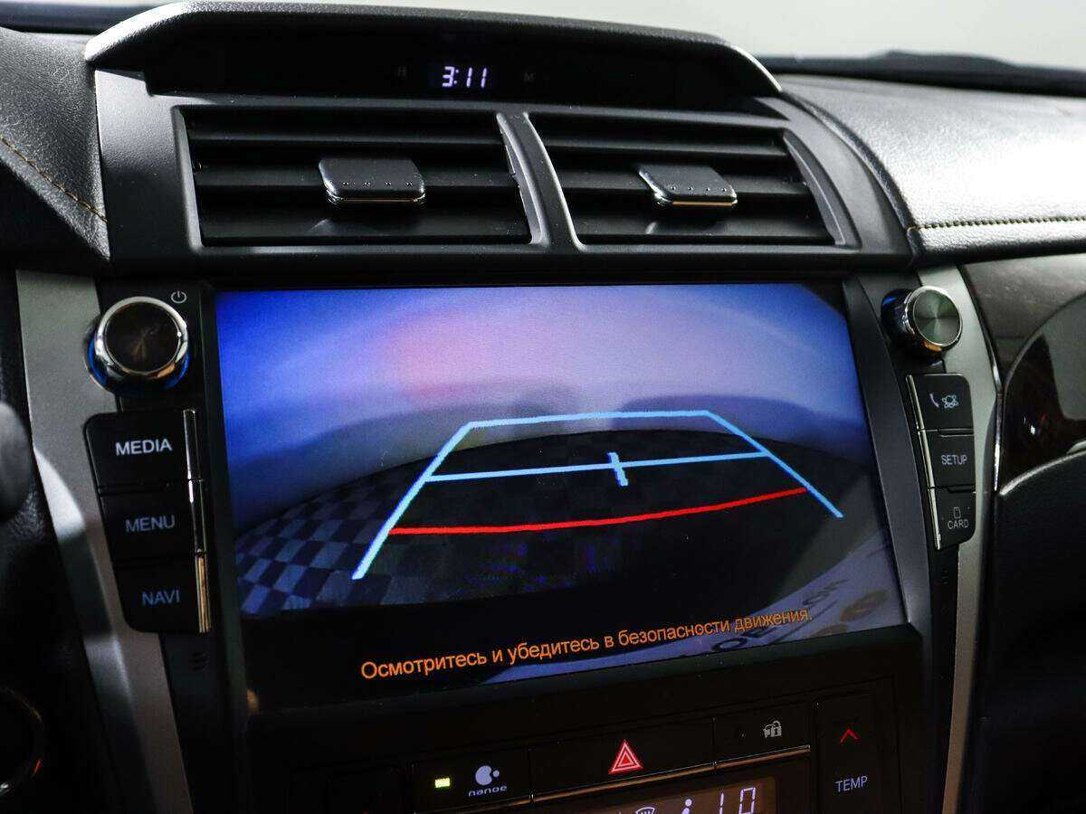 Toyota Camry с пробегом — 2016 год. Фото: #11