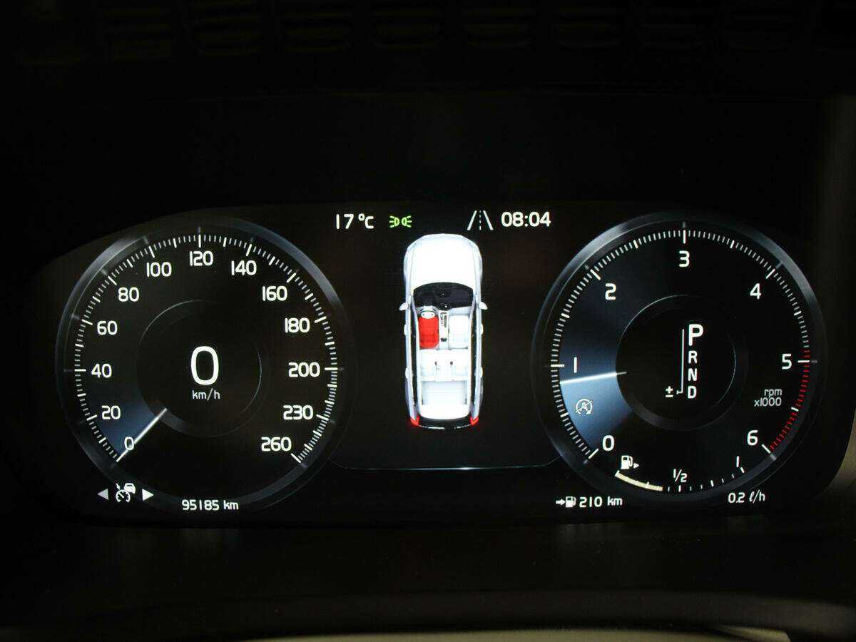 Volvo XC90 с пробегом — 2015 год. Фото: #7