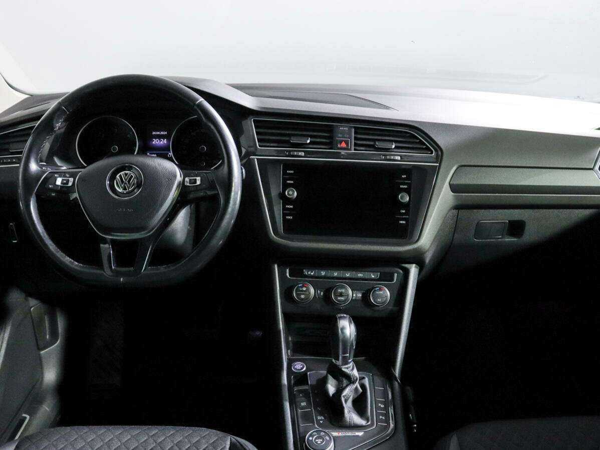 Volkswagen Tiguan с пробегом — 2018 год. Фото: #9