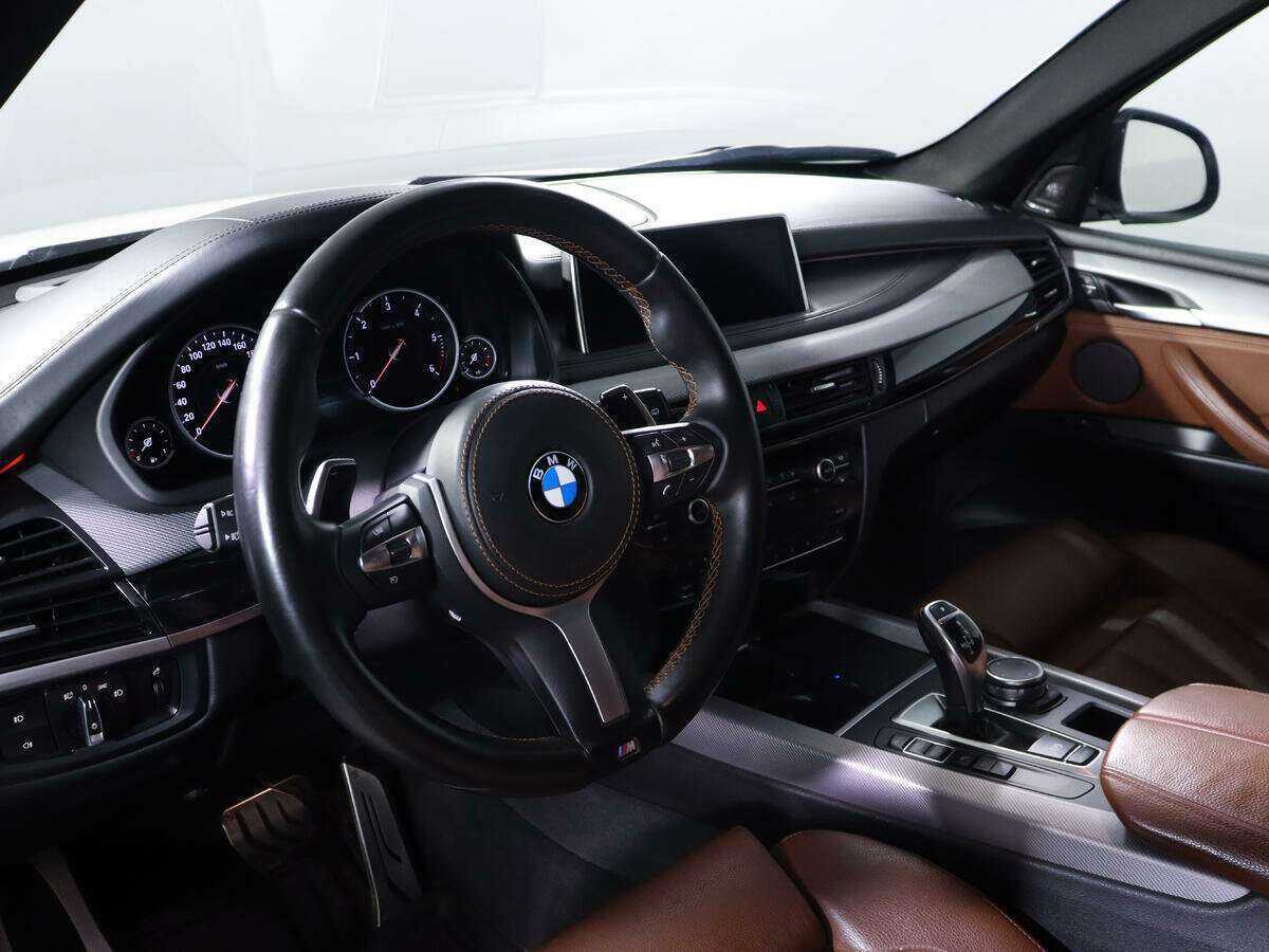 BMW X5 с пробегом — 2015 год. Фото: #10