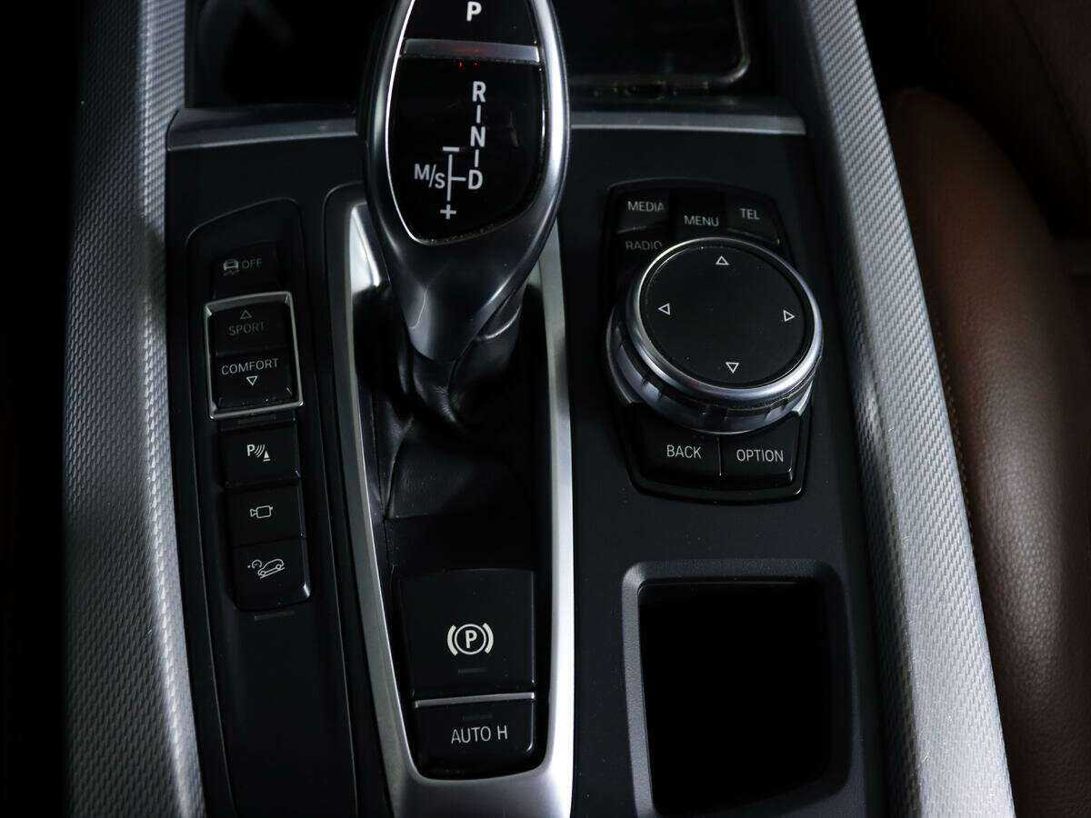 BMW X5 с пробегом — 2015 год. Фото: #20