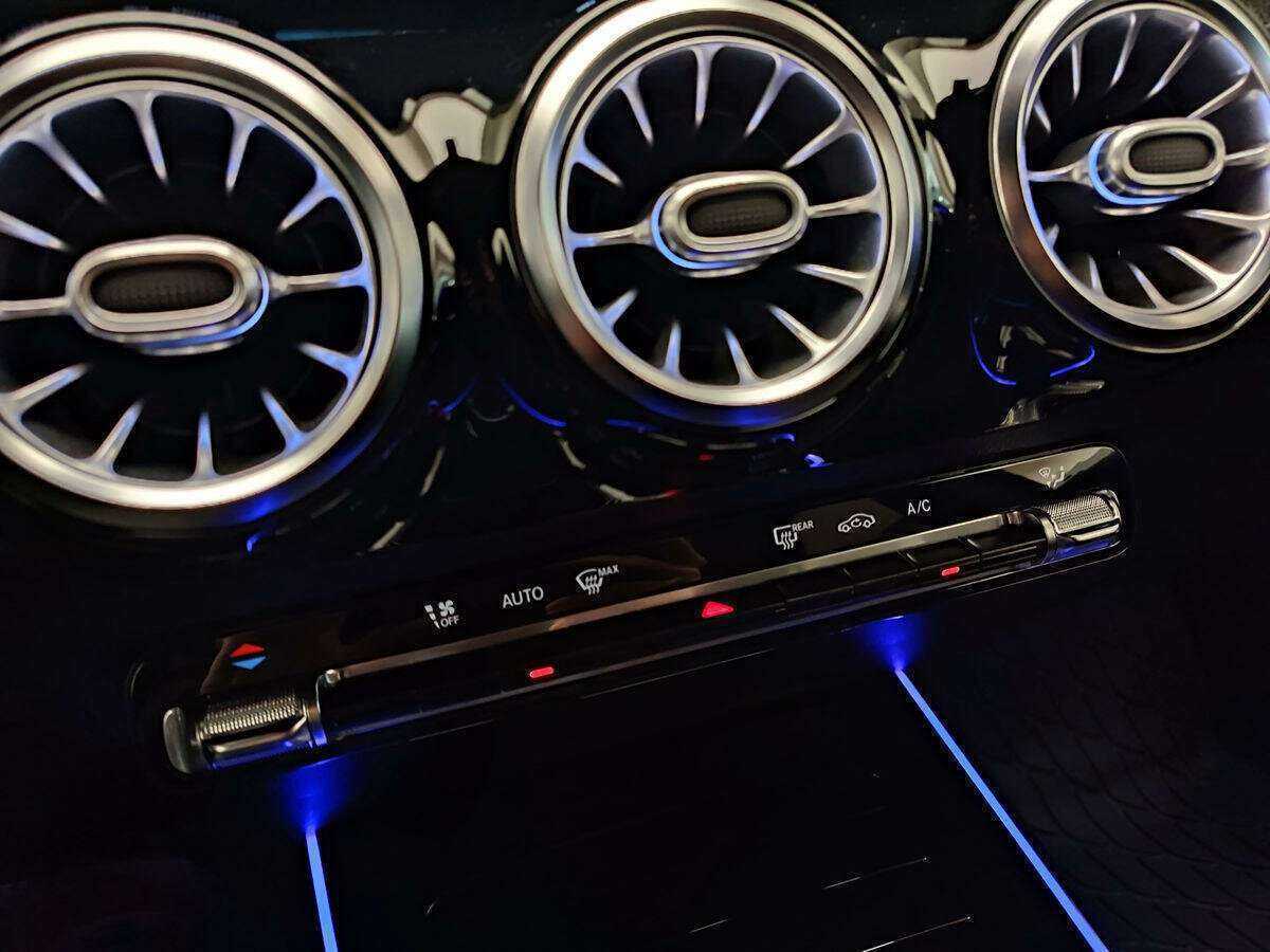 Mercedes-Benz GLA с пробегом — 2020 год. Фото: #14