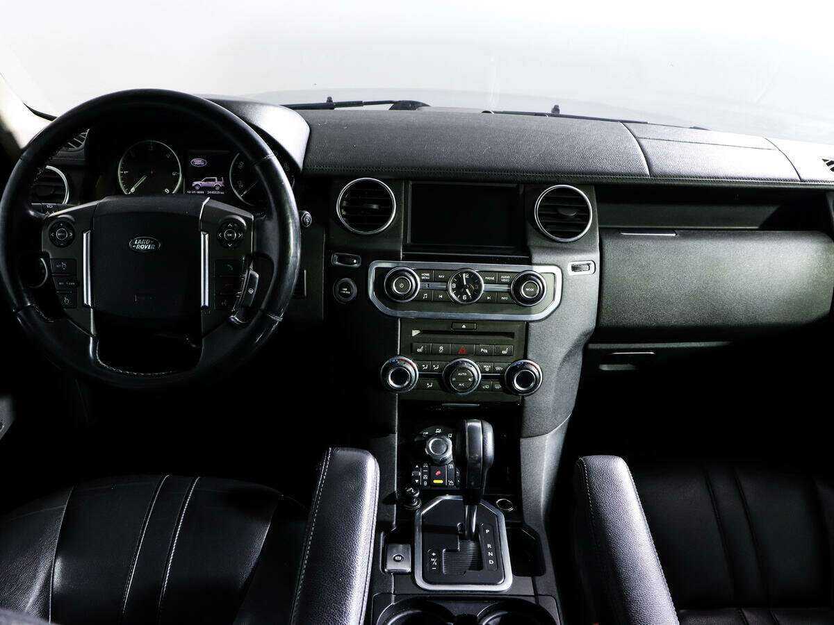 Land Rover Discovery с пробегом — 2010 год. Фото: #7