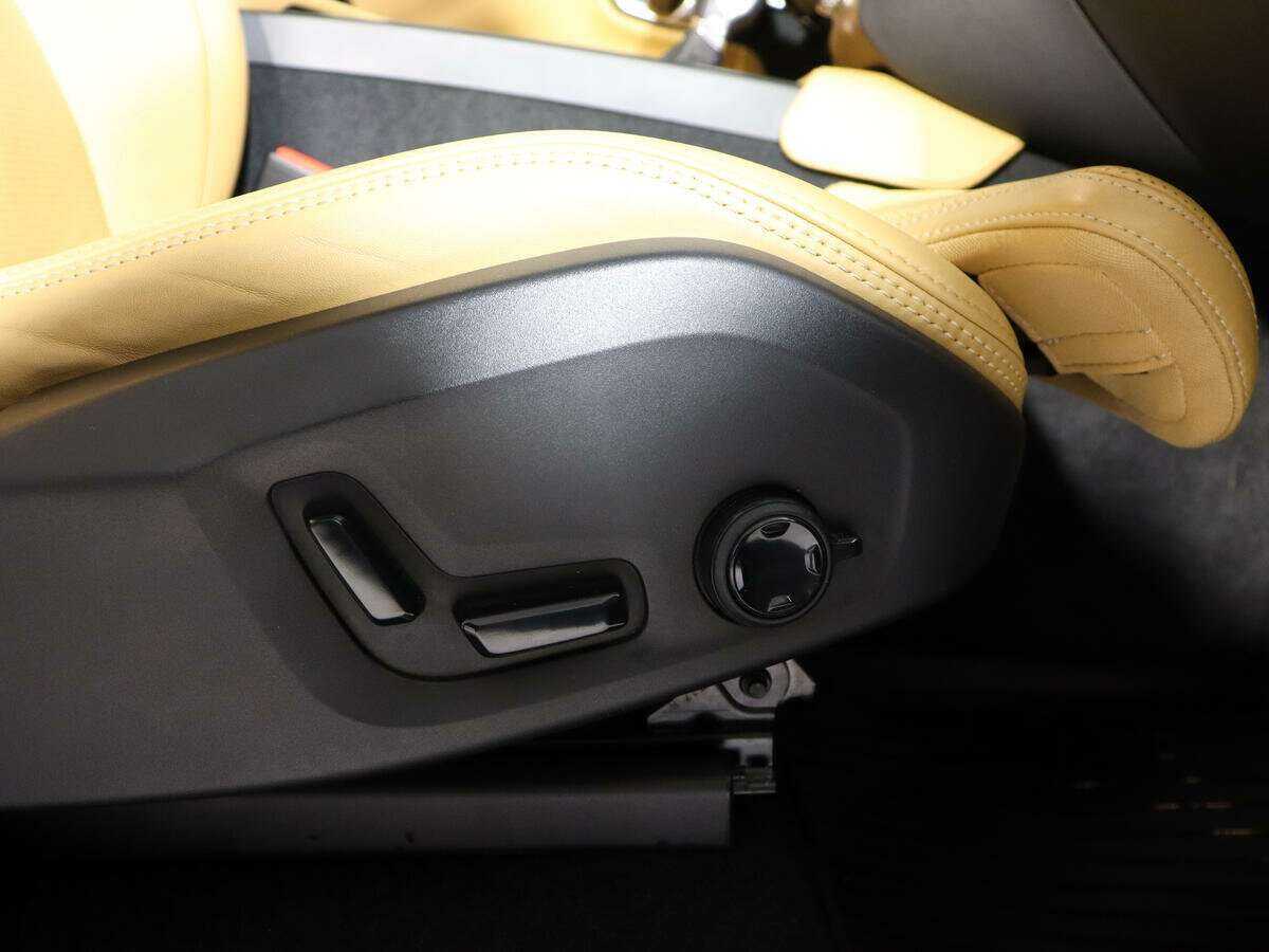 Volvo XC90 с пробегом — 2017 год. Фото: #13