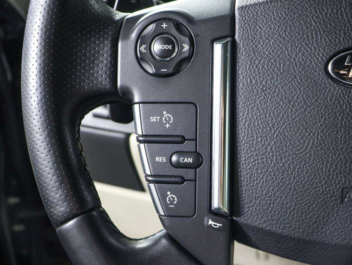 Land Rover Range Rover Sport с пробегом — 2012 год. Фото: #14