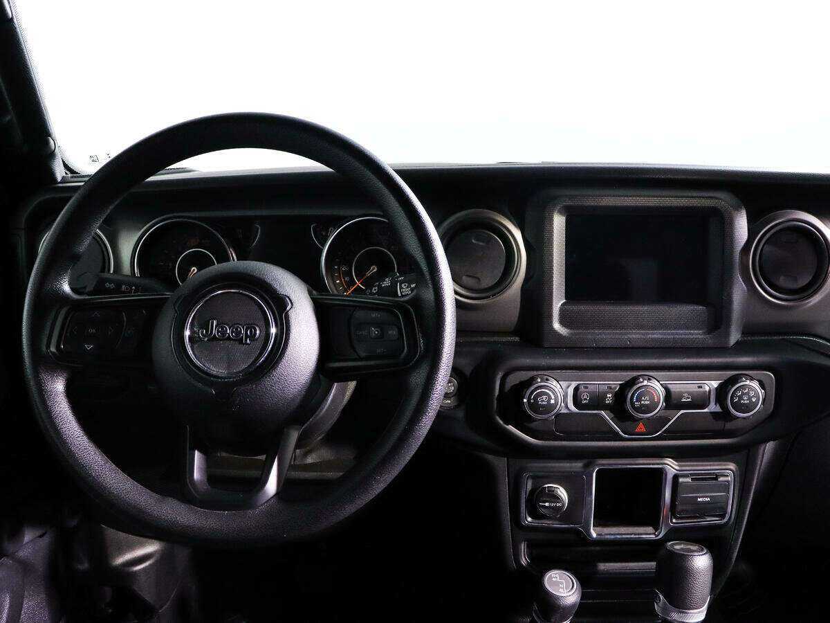 Jeep Wrangler с пробегом — 2021 год. Фото: #10