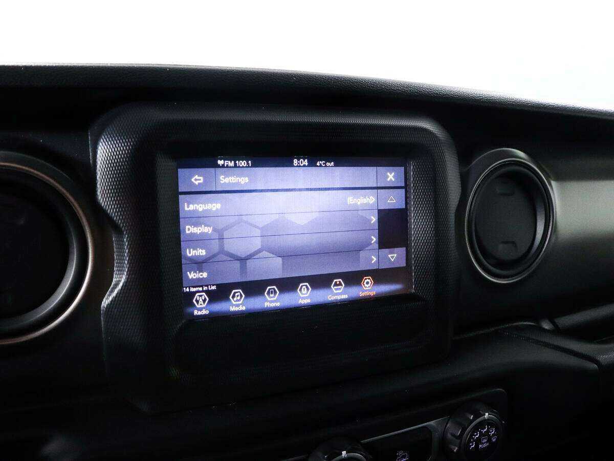 Jeep Wrangler с пробегом — 2021 год. Фото: #13