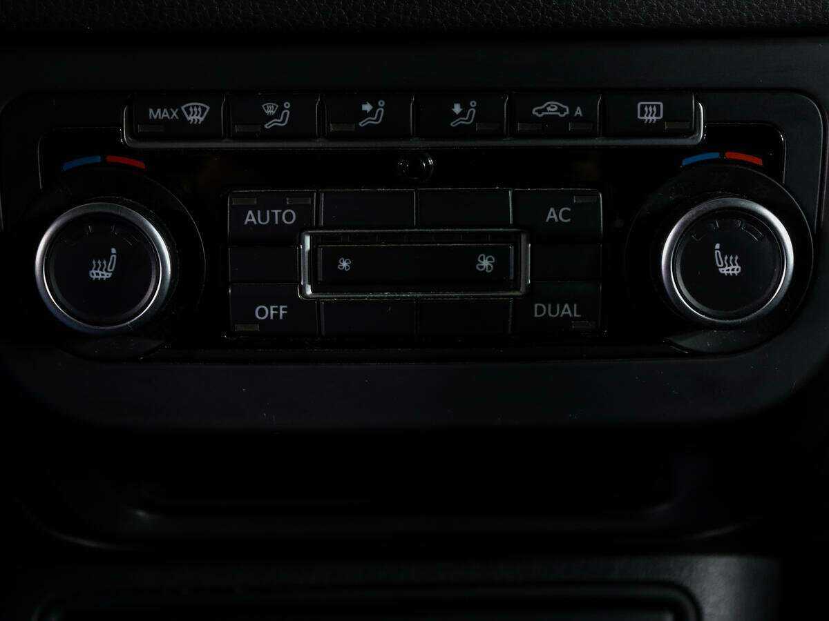 Volkswagen Tiguan с пробегом — 2011 год. Фото: #16