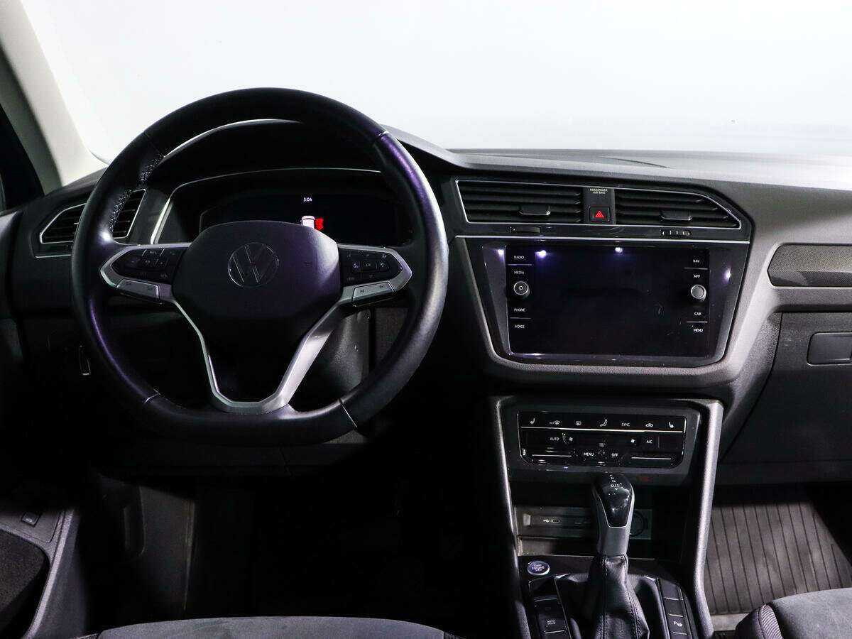 Volkswagen Tiguan с пробегом — 2021 год. Фото: #9