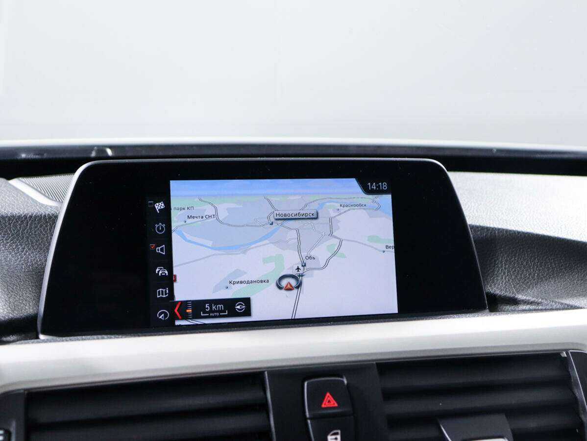 BMW 3 серии с пробегом — 2019 год. Фото: #14