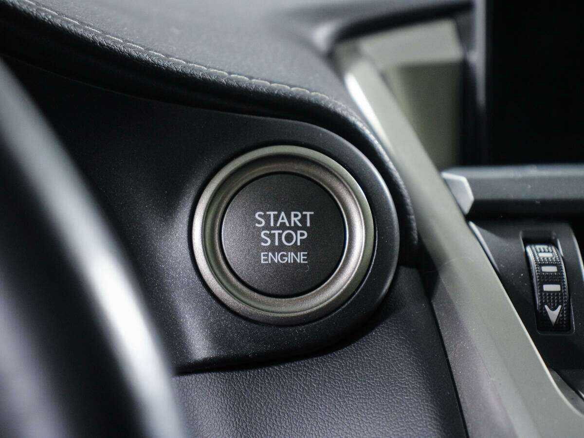 Lexus NX с пробегом — 2014 год. Фото: #17