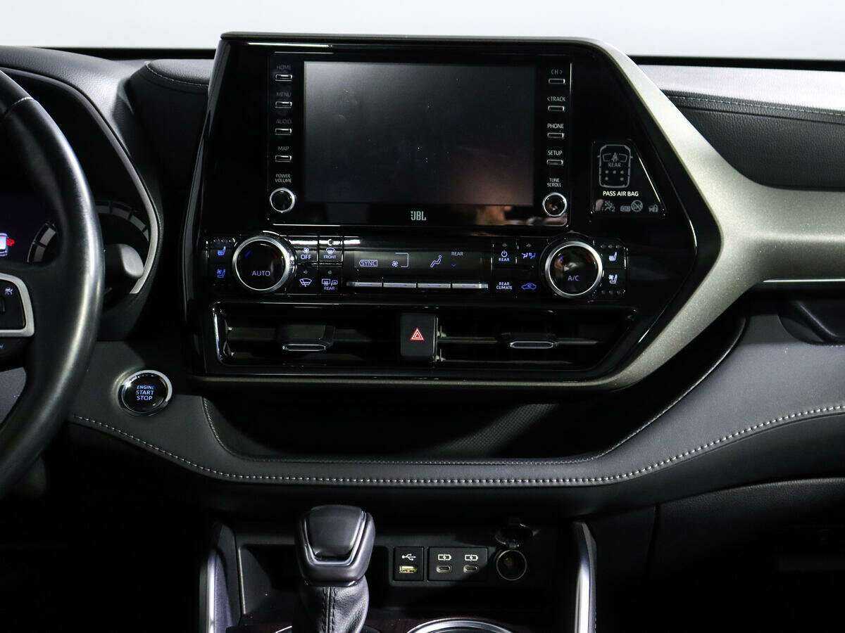 Toyota Highlander с пробегом — 2022 год. Фото: #12