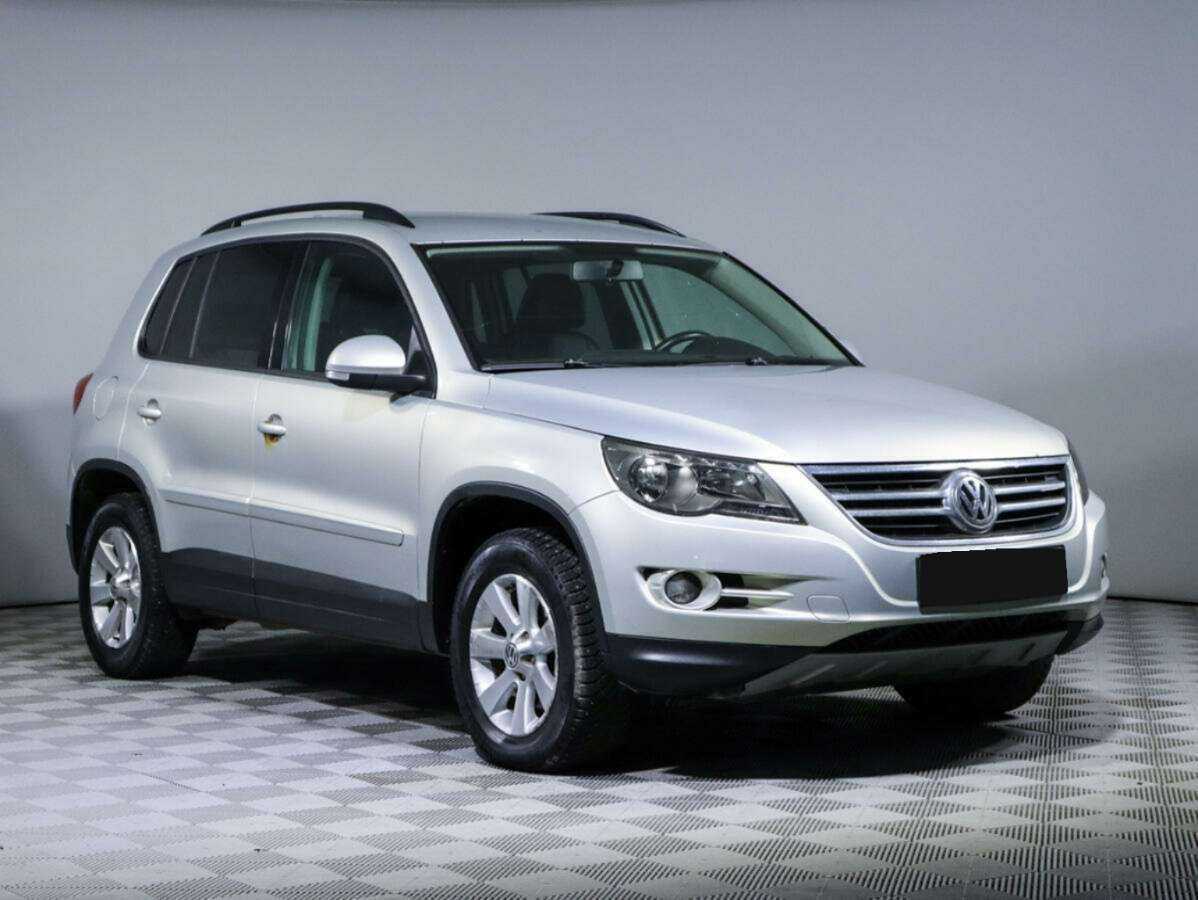 Volkswagen Tiguan с пробегом — 2011 год. Фото: #2