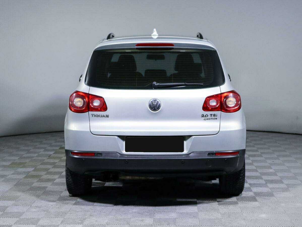 Volkswagen Tiguan с пробегом — 2011 год. Фото: #5