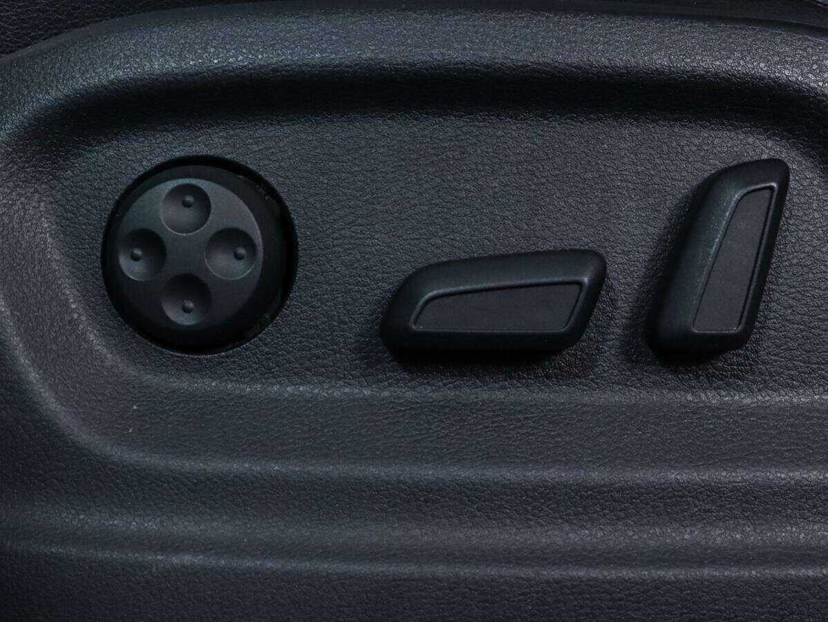 Volkswagen Tiguan с пробегом — 2011 год. Фото: #14