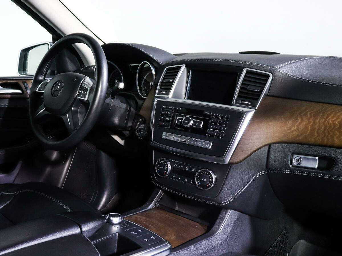 Mercedes-Benz M-Класс с пробегом — 2014 год. Фото: #8