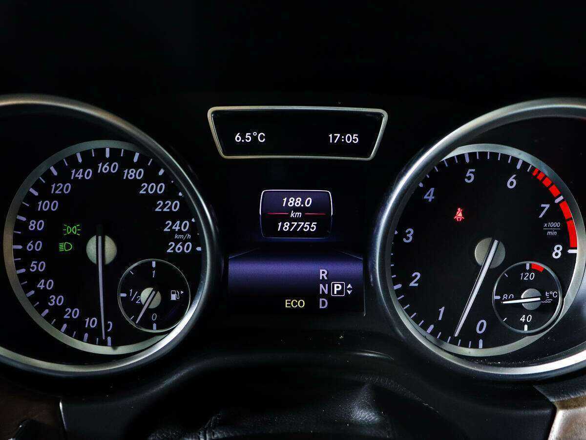 Mercedes-Benz M-Класс с пробегом — 2014 год. Фото: #10