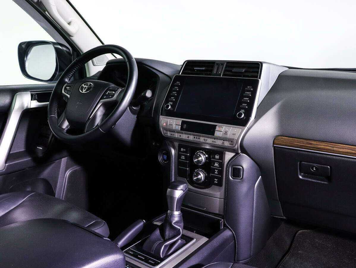 Toyota Land Cruiser Prado с пробегом — 2022 год. Фото: #5