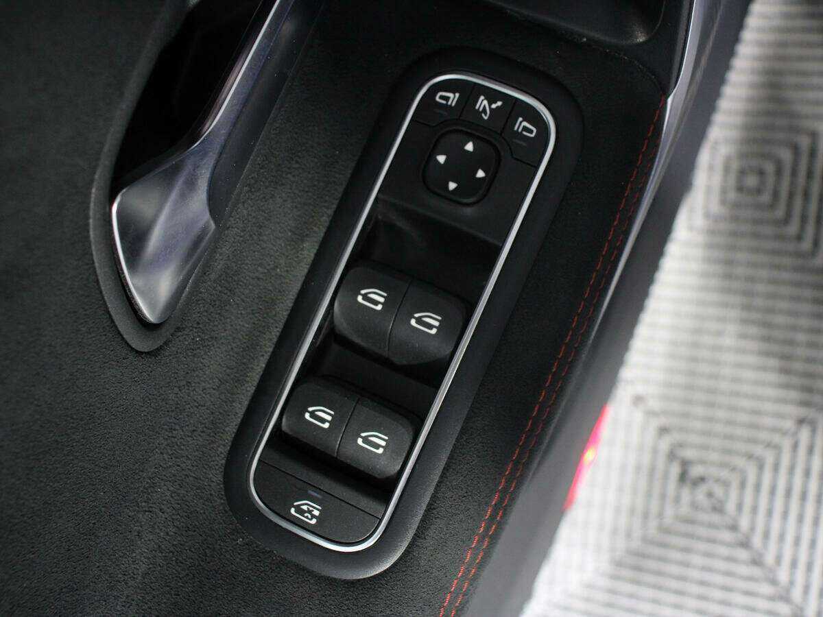 Mercedes-Benz CLA с пробегом — 2019 год. Фото: #11