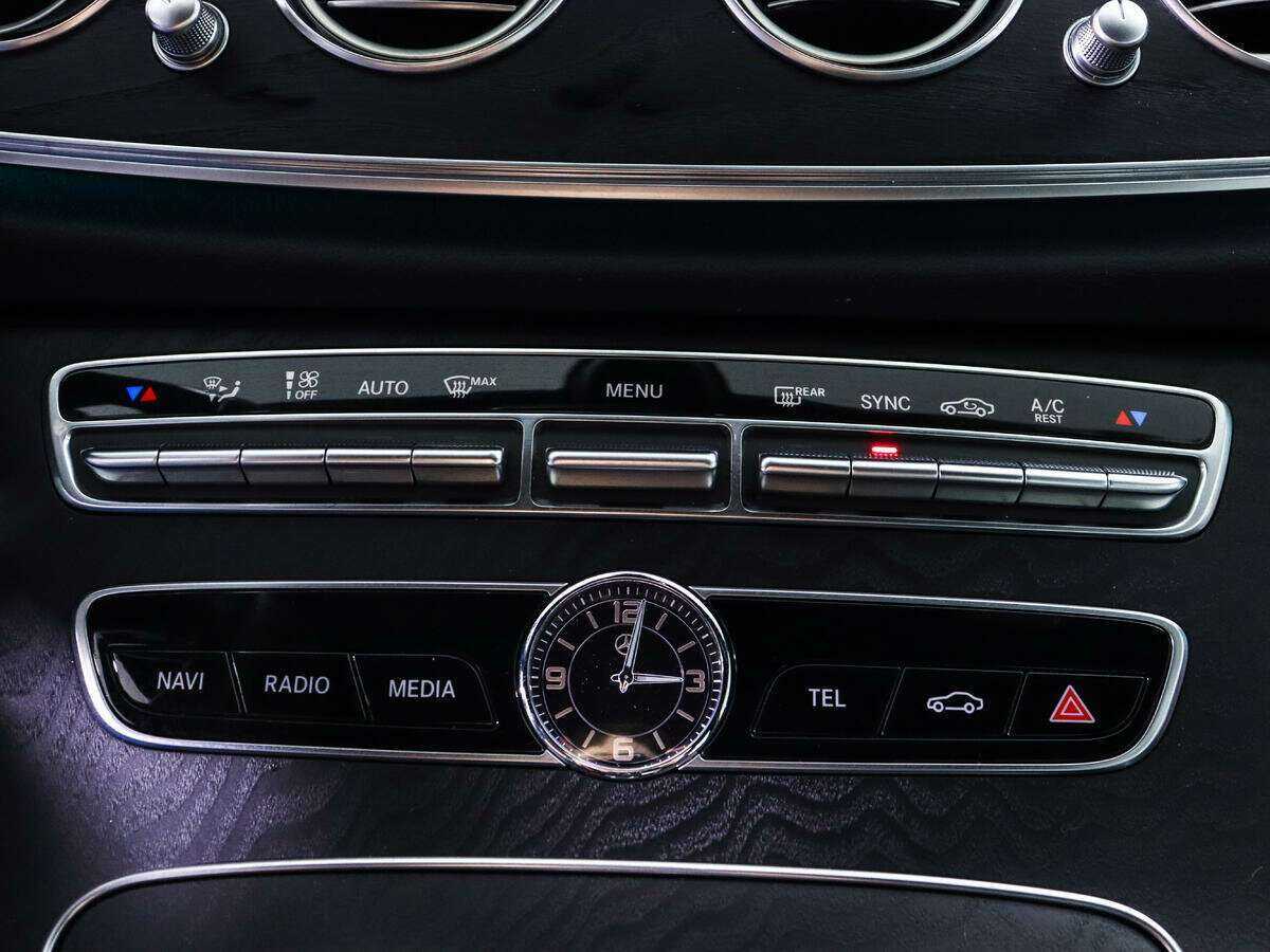 Mercedes-Benz E-Класс с пробегом — 2018 год. Фото: #17