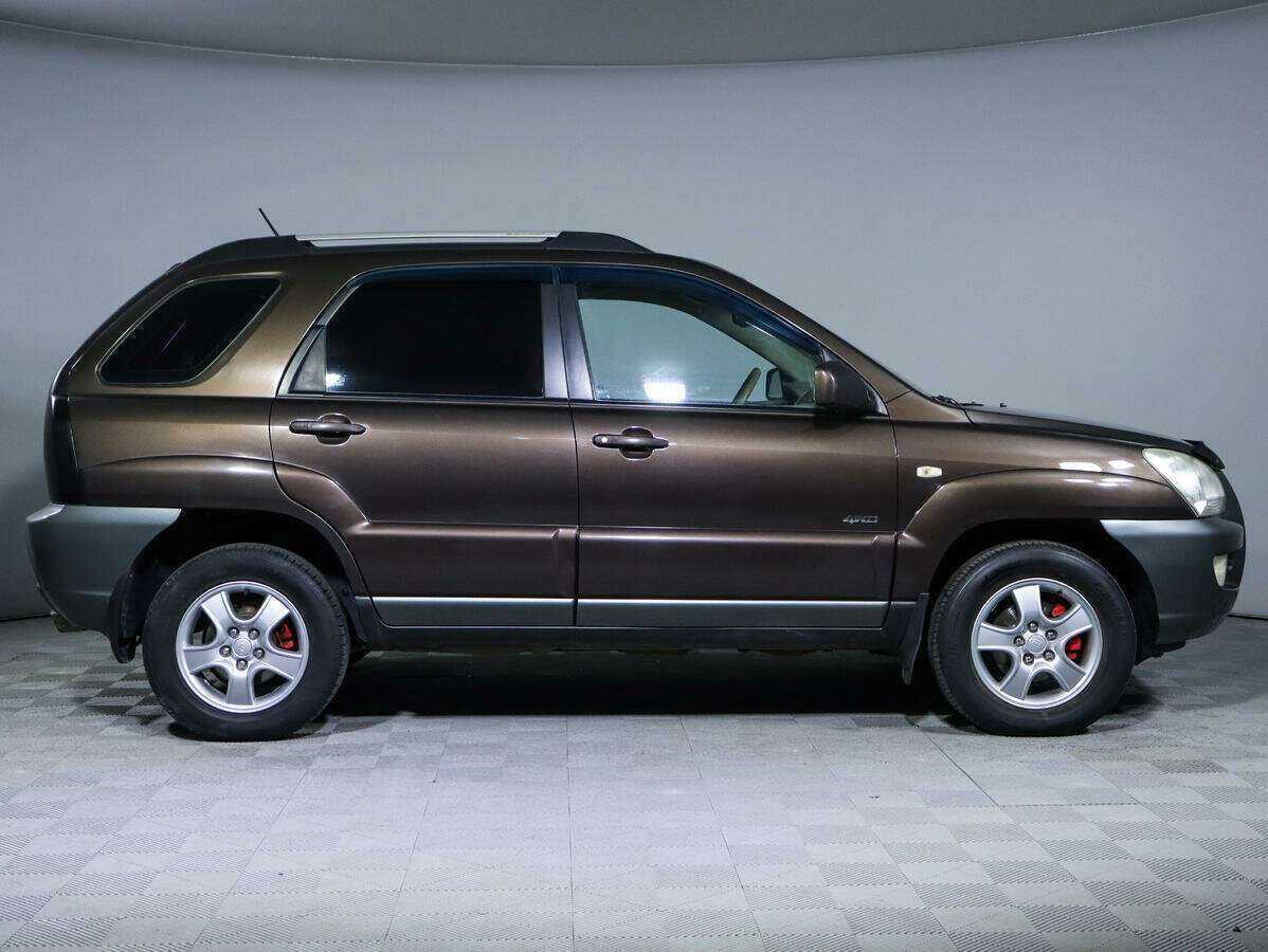 Kia Sportage с пробегом — 2005 год. Фото: #3
