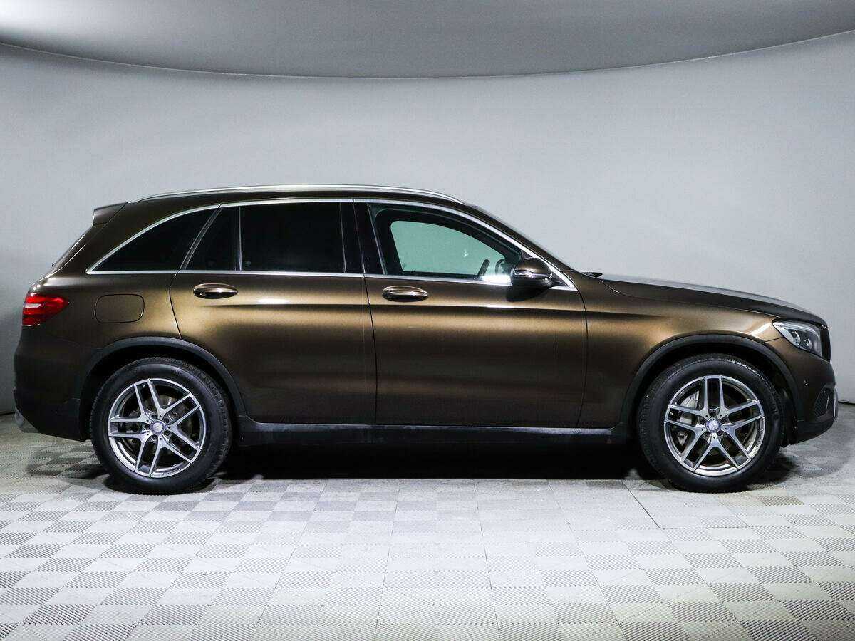 Mercedes-Benz GLC с пробегом — 2015 год. Фото: #2