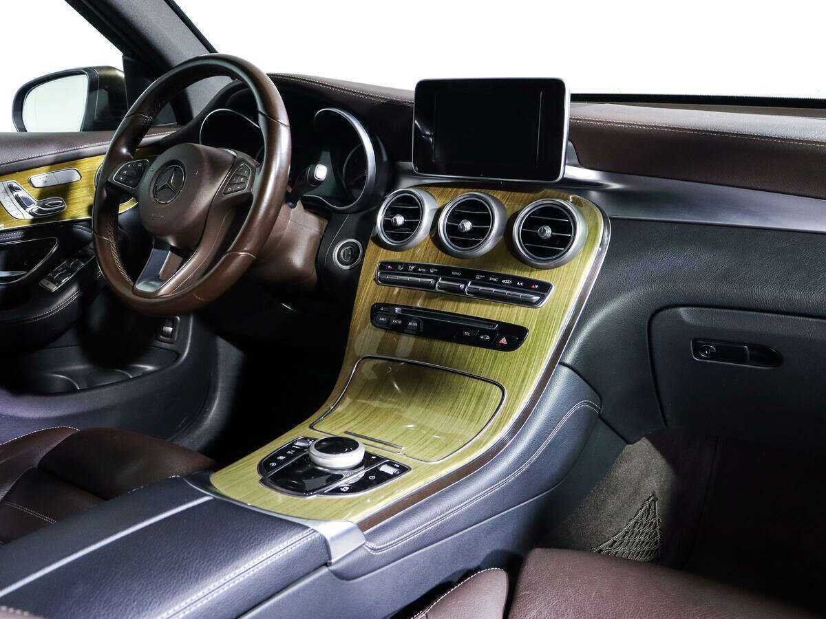 Mercedes-Benz GLC с пробегом — 2015 год. Фото: #5