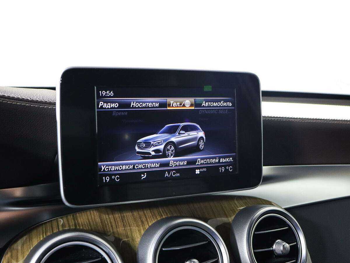 Mercedes-Benz GLC с пробегом — 2015 год. Фото: #11