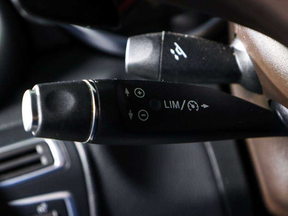 Mercedes-Benz GLC с пробегом — 2015 год. Фото: #15