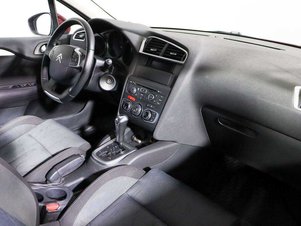 Citroen C4 с пробегом — 2011 год. Фото: #7