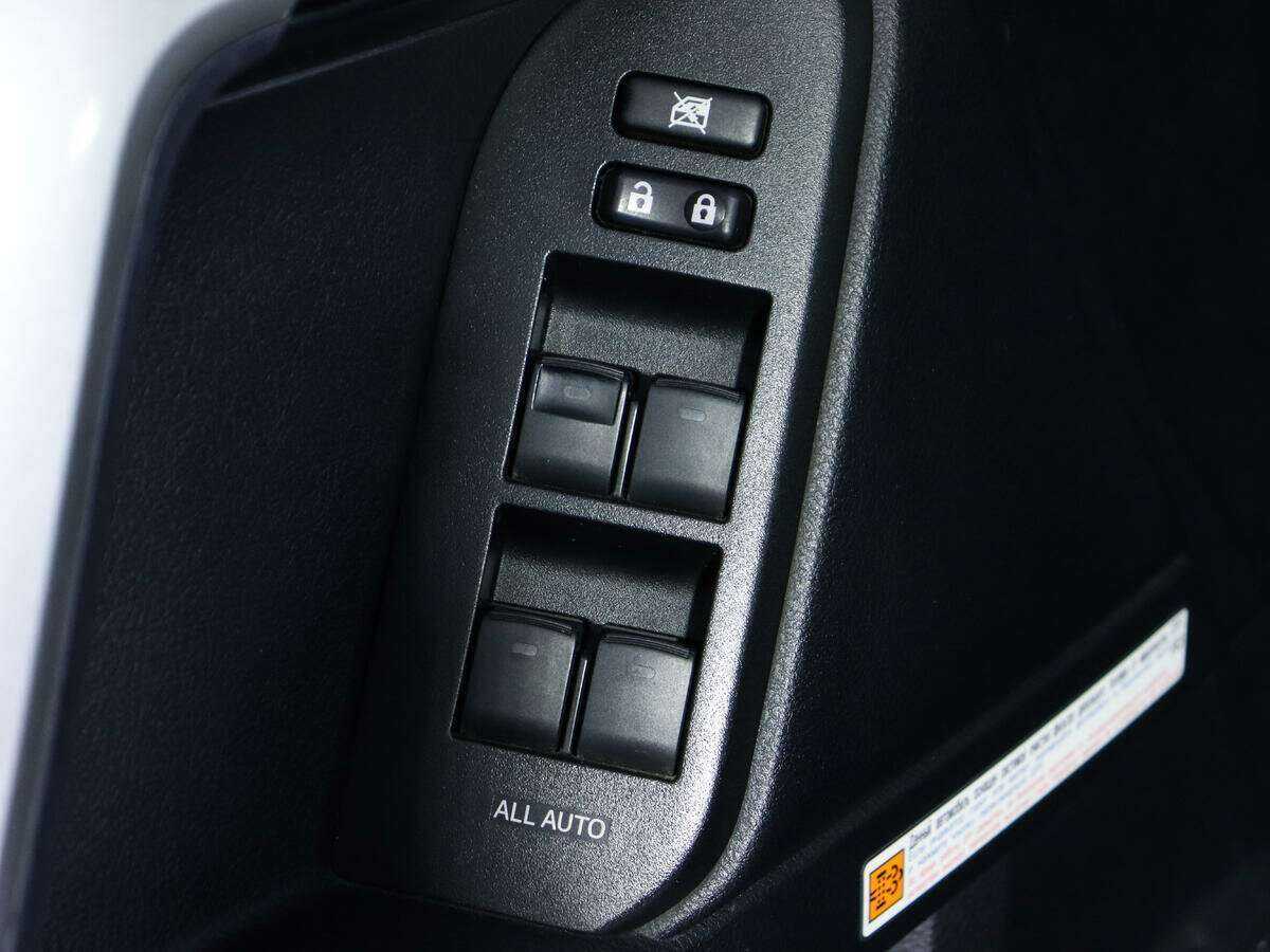 Toyota Land Cruiser Prado с пробегом — 2019 год. Фото: #15