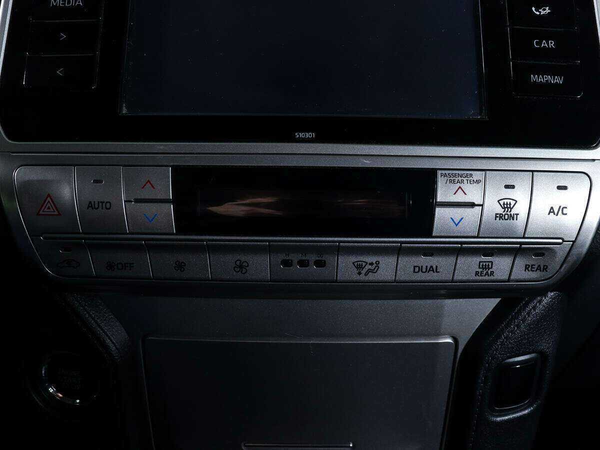 Toyota Land Cruiser Prado с пробегом — 2019 год. Фото: #22