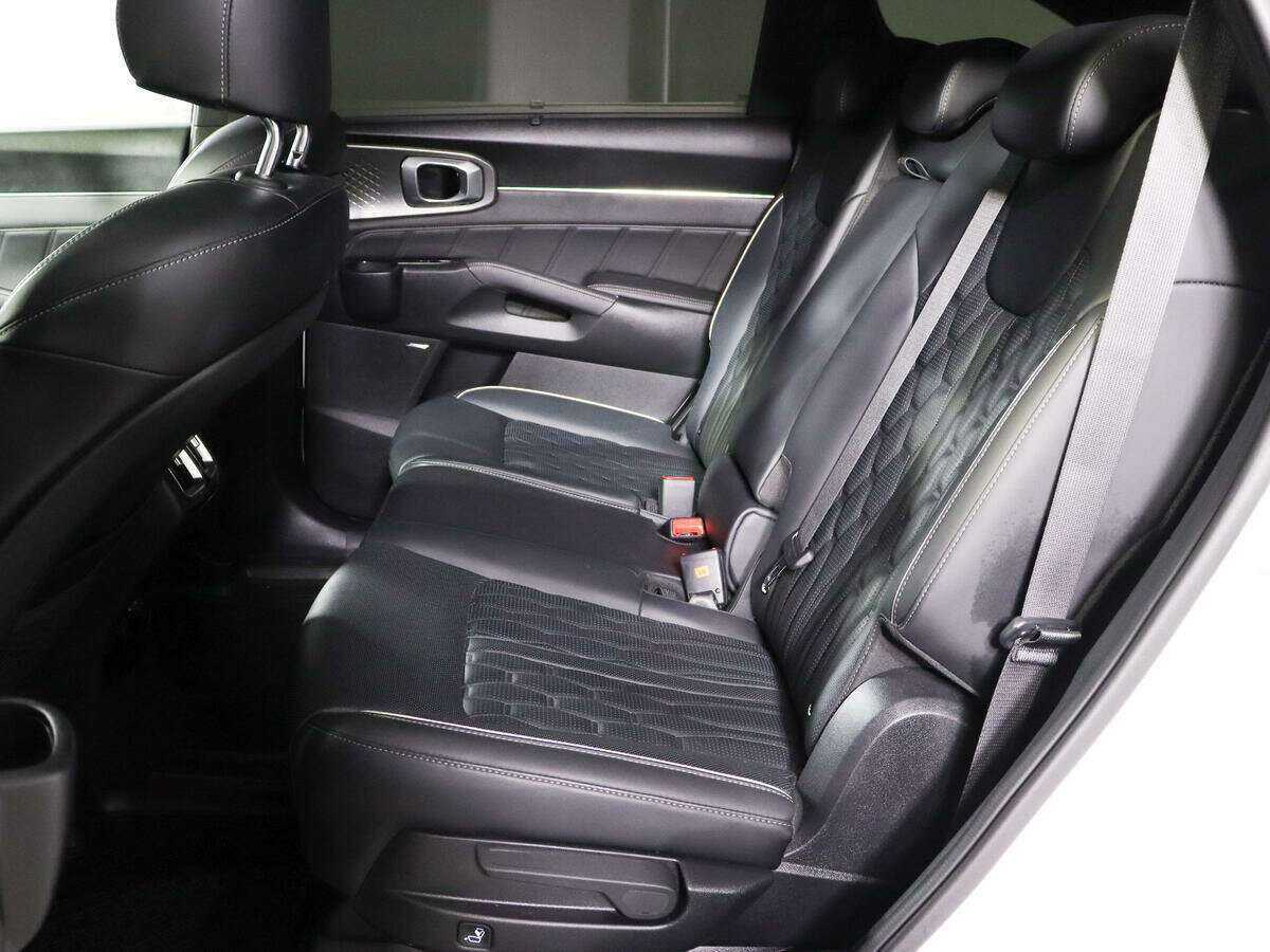 Kia Sorento с пробегом — 2021 год. Фото: #6