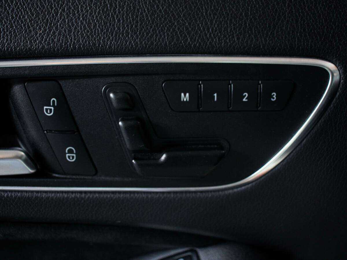 Mercedes-Benz A-Класс AMG с пробегом — 2015 год. Фото: #14