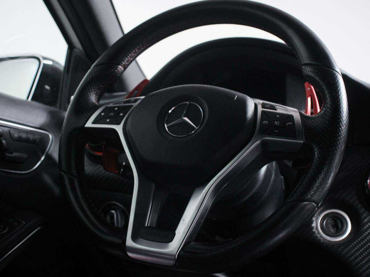 Mercedes-Benz A-Класс AMG с пробегом — 2015 год. Фото: #17