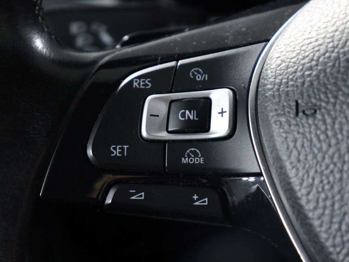 Volkswagen Tiguan с пробегом — 2017 год. Фото: #17