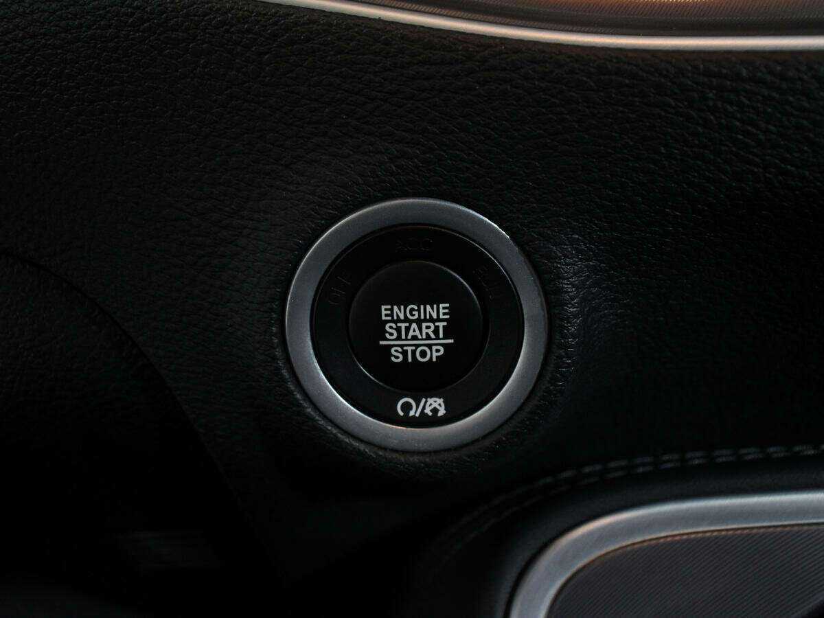 Dodge Challenger с пробегом — 2022 год. Фото: #19