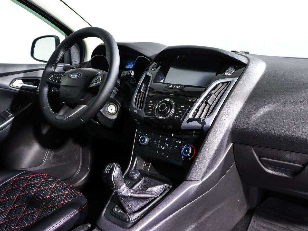 Ford Focus с пробегом — 2017 год. Фото: #8