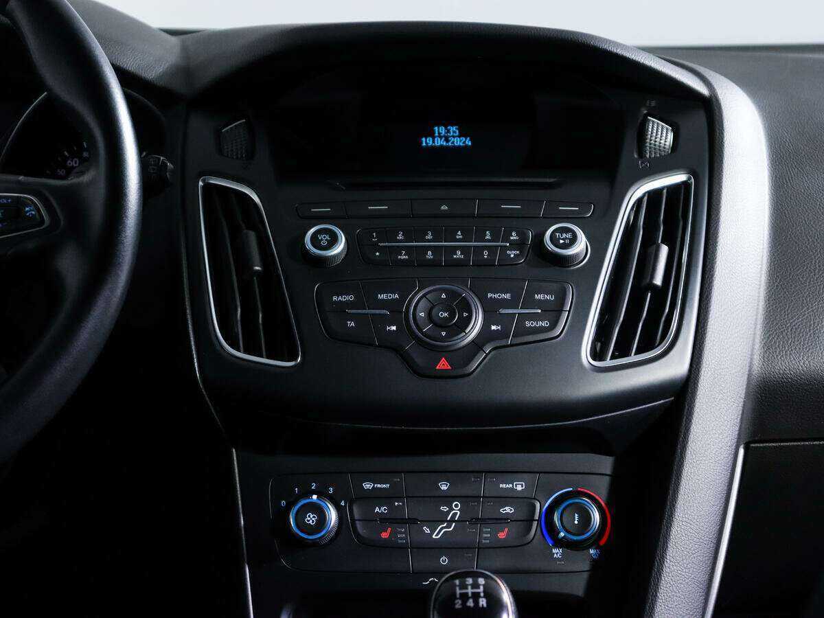 Ford Focus с пробегом — 2016 год. Фото: #11