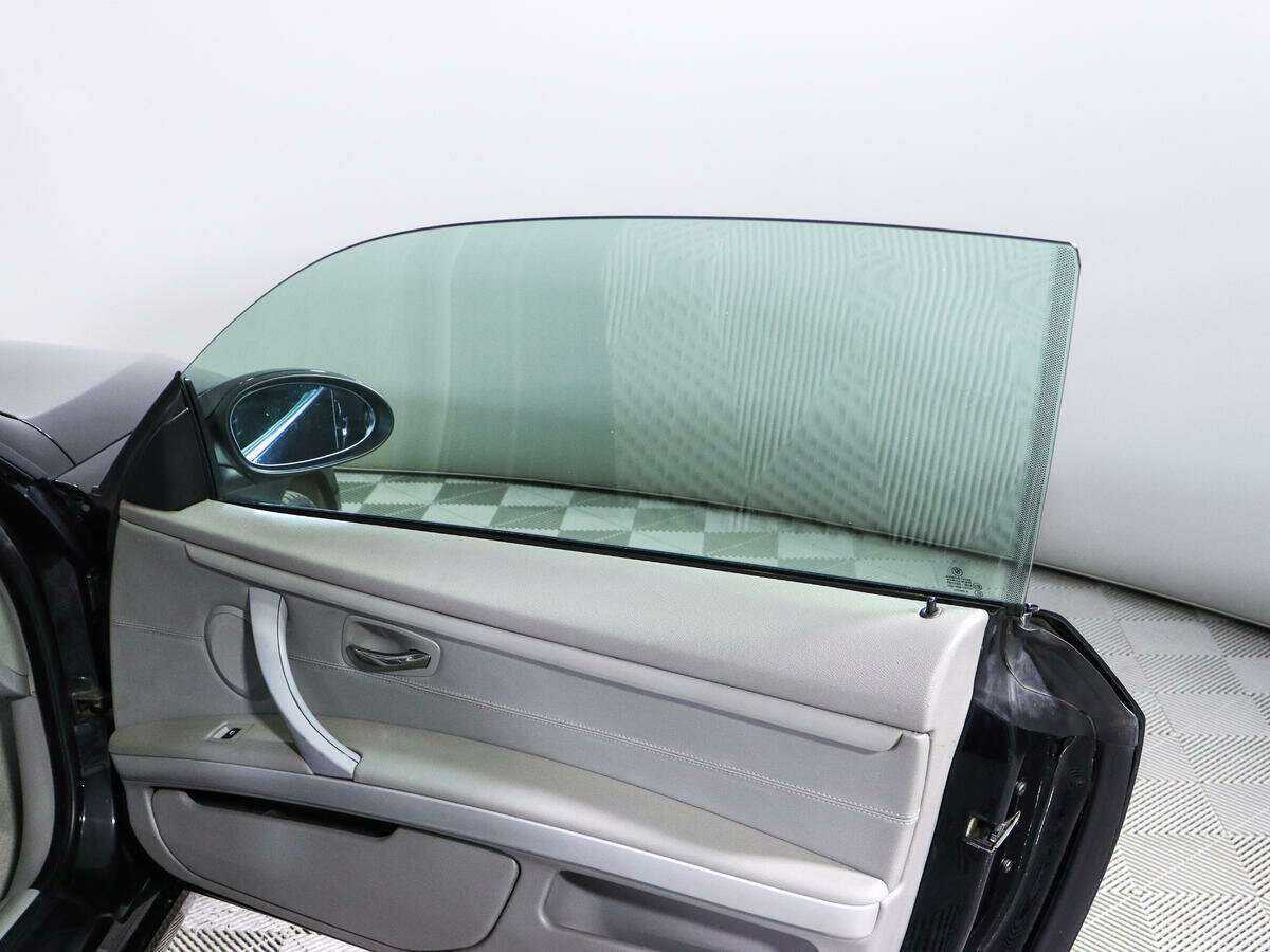 BMW 3 серии с пробегом — 2008 год. Фото: #12