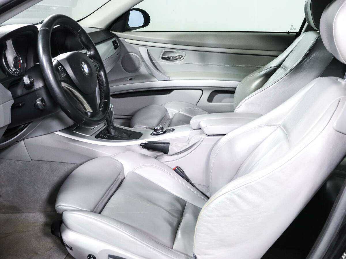 BMW 3 серии с пробегом — 2008 год. Фото: #13