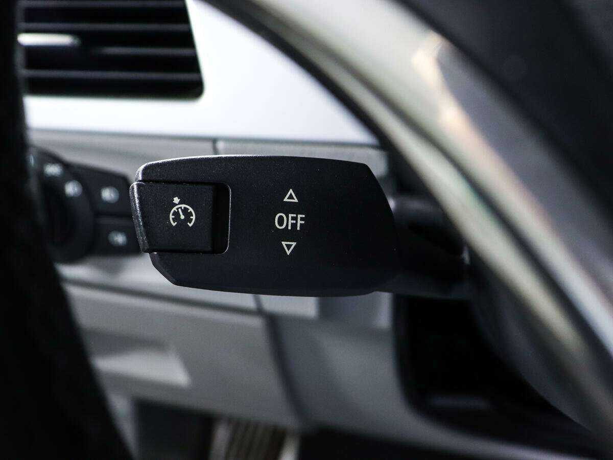 BMW 3 серии с пробегом — 2008 год. Фото: #20