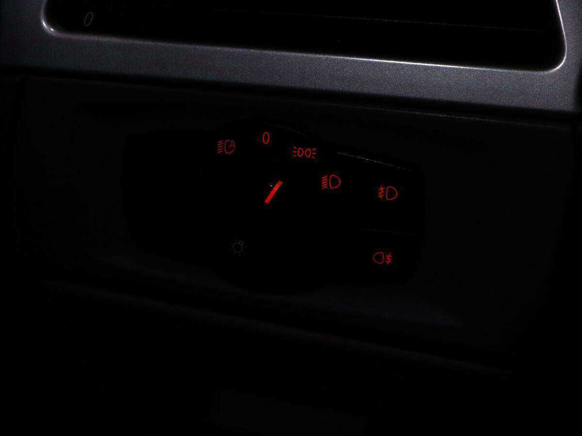 BMW 3 серии с пробегом — 2008 год. Фото: #22