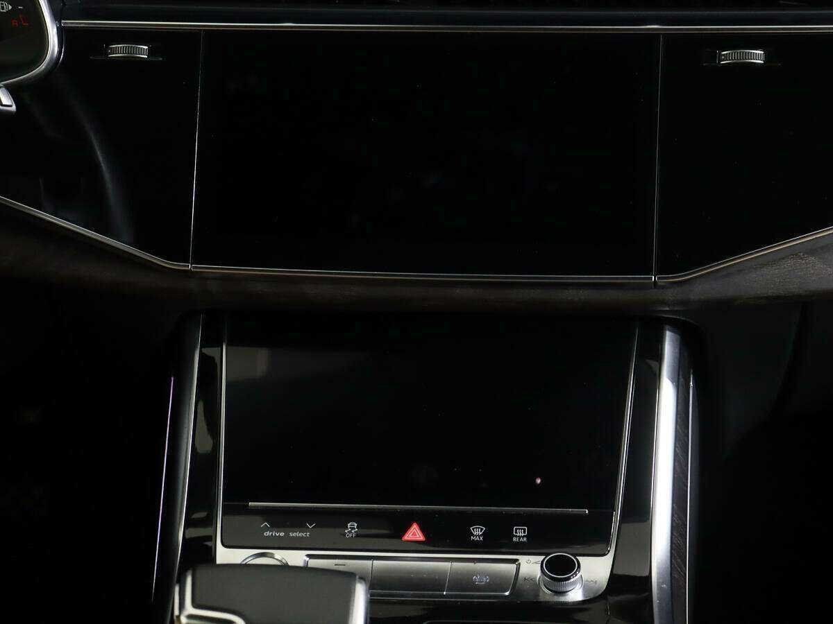 Audi Q8 с пробегом — 2019 год. Фото: #10